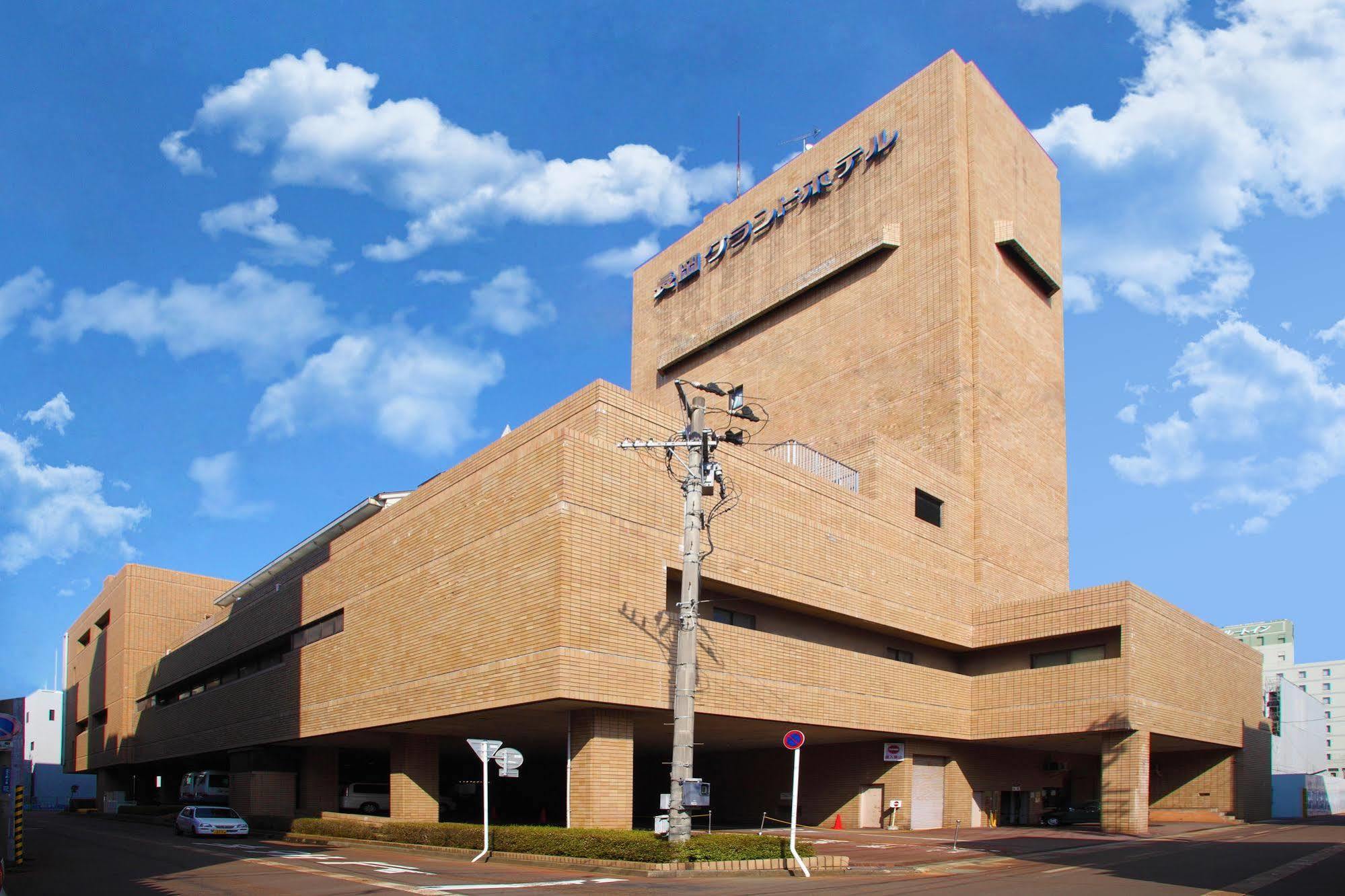 Nagaoka Grand Hotel Esterno foto